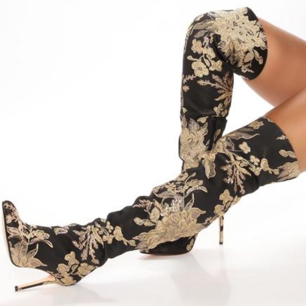Sexy Elegance over the Knee Boots - Black/Gold